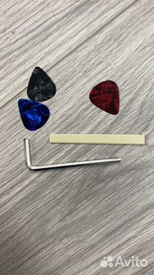 Акустическая гитара