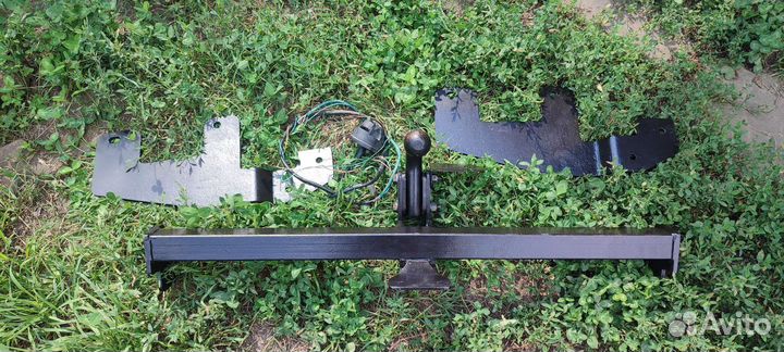 Фаркоп Лидер Плюс для Рено Сандеро-1