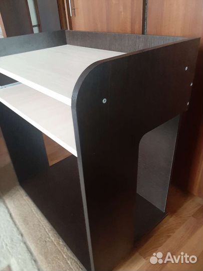 Компьютерный стол новый
