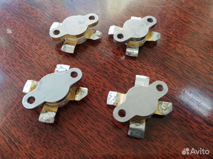 Транзисторы MRF422 Macom