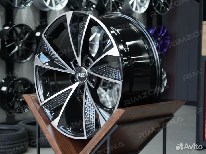 Литые диски RS7 R21 для Audi