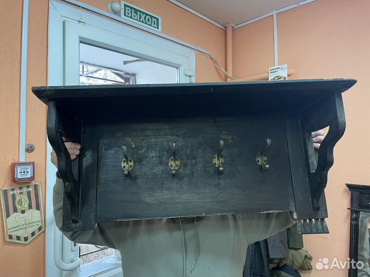 Старинная вешалка дерево