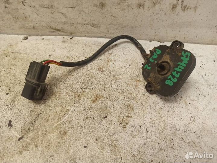 Датчик уровня подвески MR319949