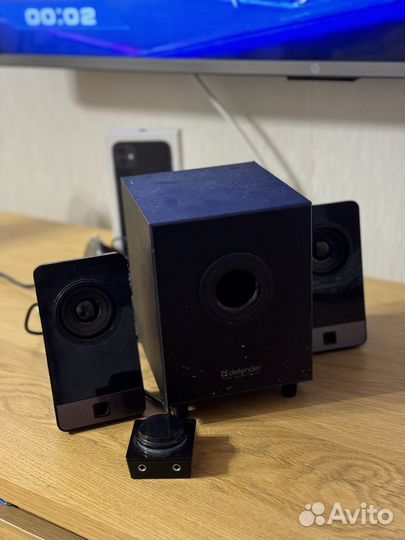 Компьютерные колонки с сабвуфером