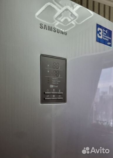 Холодильник Samsung No Frost