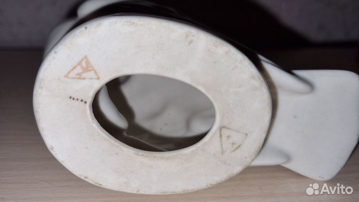 Статуэтка, Голубь белый