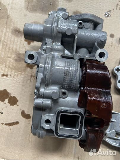 Масляный насос Audi A8 4.2 BVJ