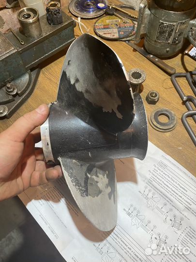 Продам гребной винт Mercury