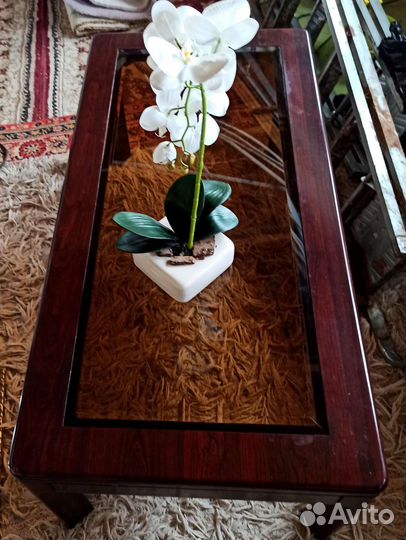 Журнальный стол