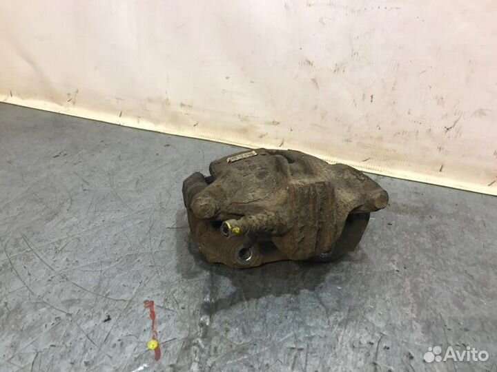 Суппорт тормозной передний левый Citroen Xsara