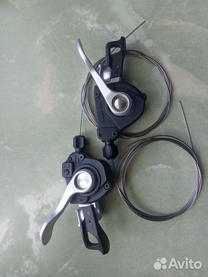 Манетки Shimano Deore XT