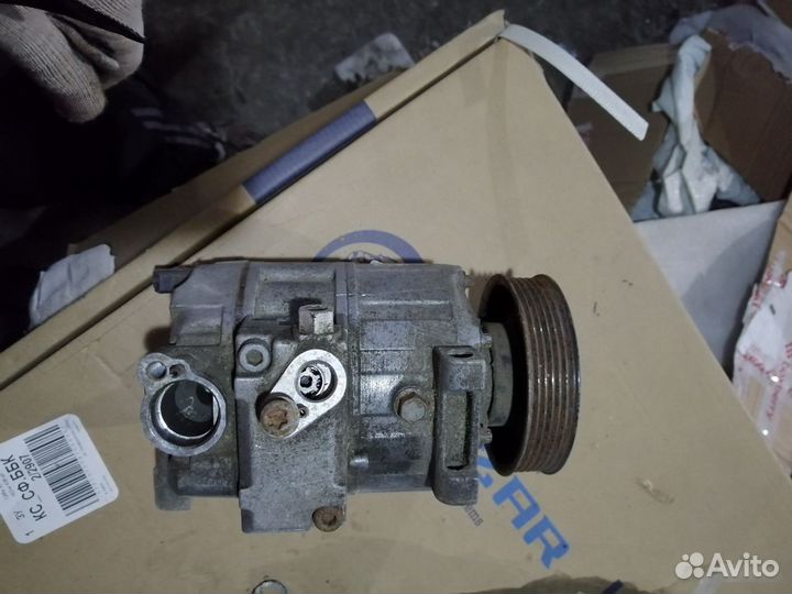 Компрессор кондиционера Volkswagen Golf 5 1.6 FSI