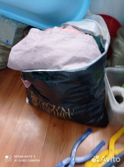 Отдам пакет вещей женские