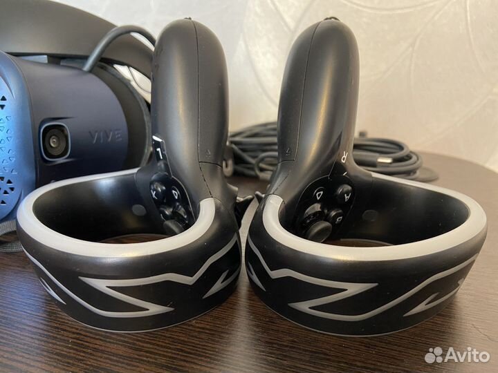 VR шлем Htc vive cosmos