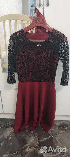 Платье женское