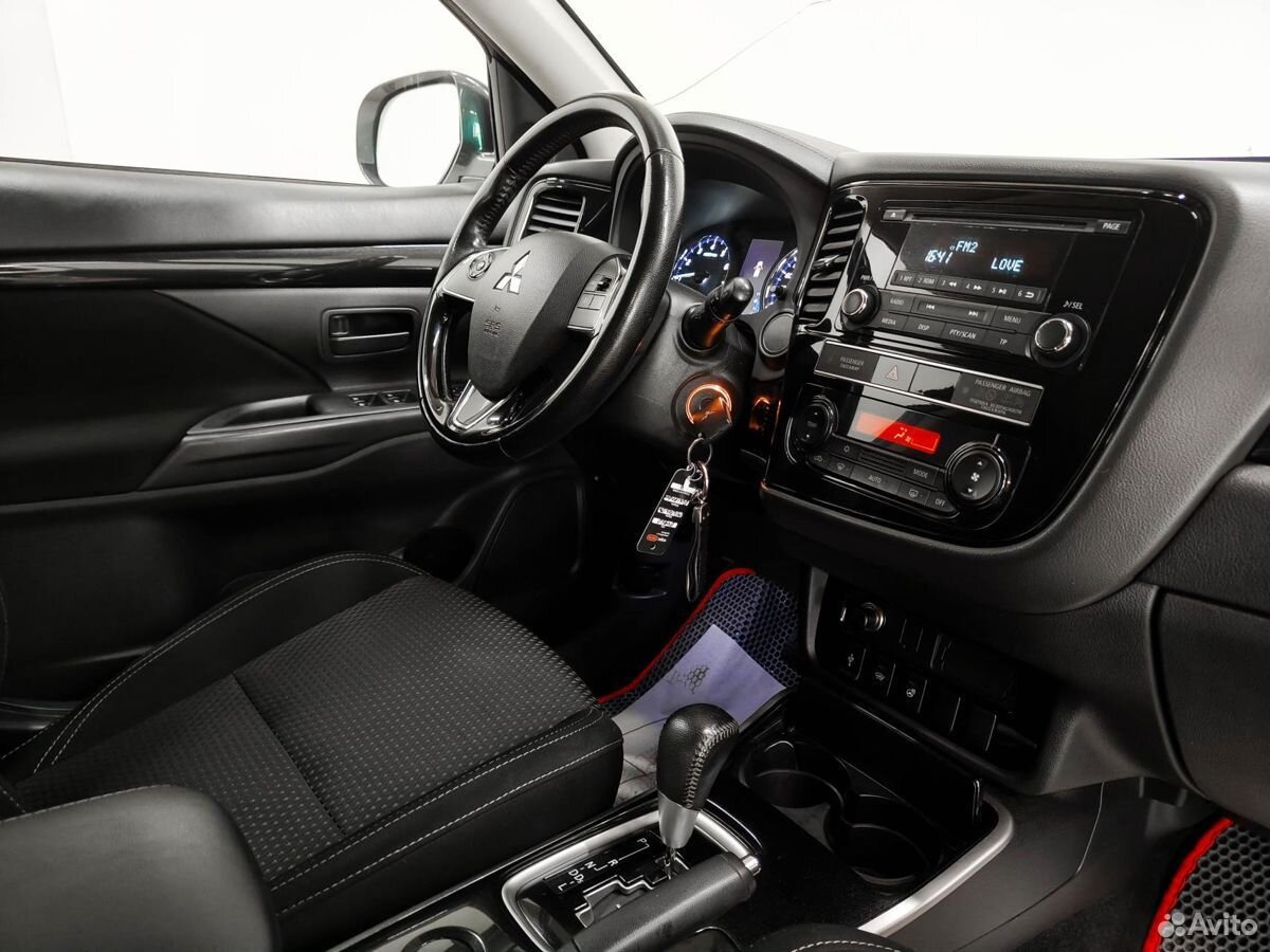 Mitsubishi Outlander 2.0 CVT, 2018, 239 133 км, фото 8