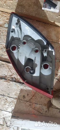 Фонарь левый Skoda Fabia 2