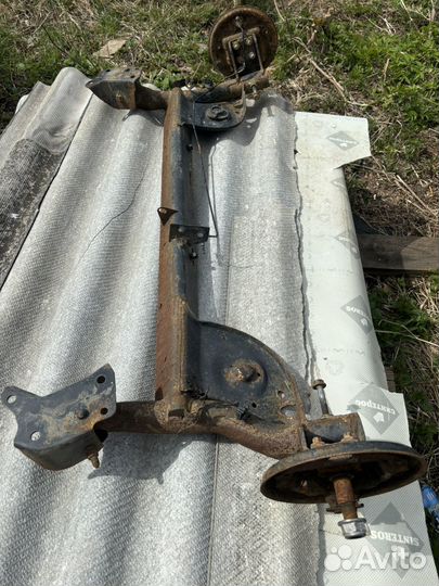 Задняя балка renault logan