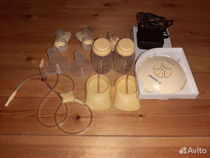 Молокоотсос электрический двойной medela