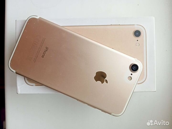 iPhone 7, 32 ГБ