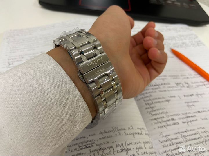 Кварцевые часы Tissot