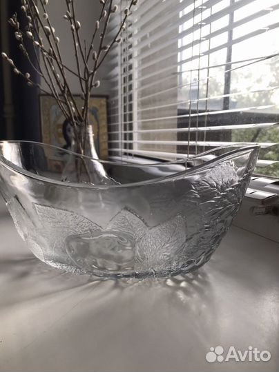 Красивый салатник большой