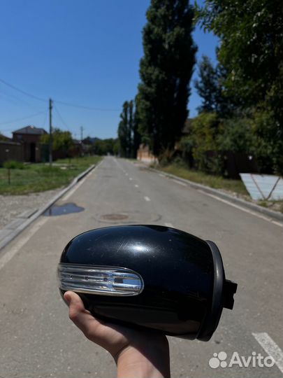 Зеркала заднего вида на Mercedes
