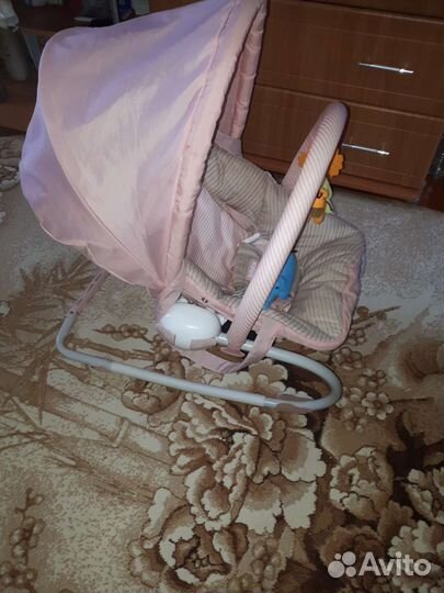 Шезлонг качалка для ребенка