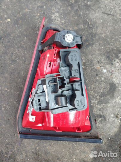 Левый фонарь Audi A4 B8