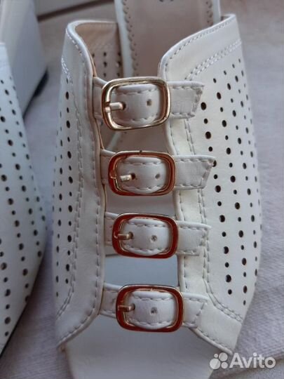 Босоножки Lookhere 40-41 размер