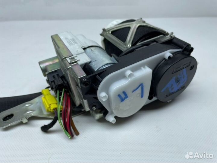 Ремень безопасности передний левый Mercedes-Benz