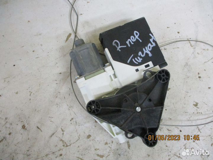 Моторчик стеклоподъемника Фольксваген Тигуан