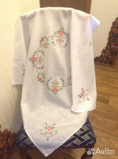 Вышитые скатерти