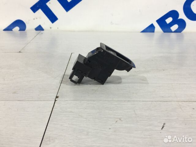 Кнопка стеклоподъемника передняя volkswagen polo 5