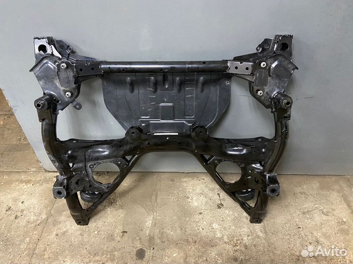 Подрамник BMW F30 задний привод