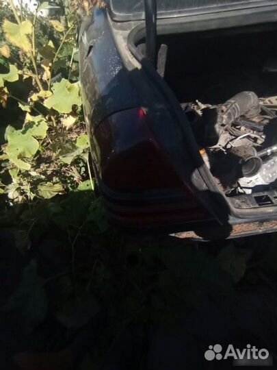 Фонарь задний Mercedes-Benz C-Class 1995