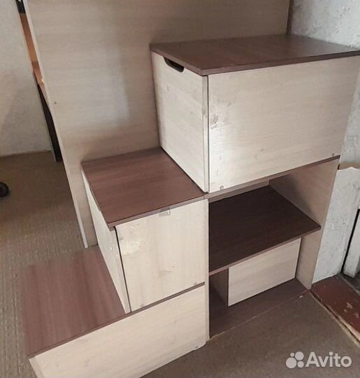 Кровать - стол