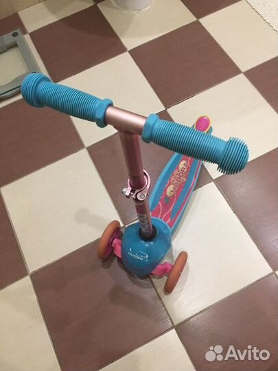 Самокат детский бу, на возраст до 5 лет