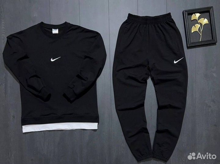 Спортивный костюм nike