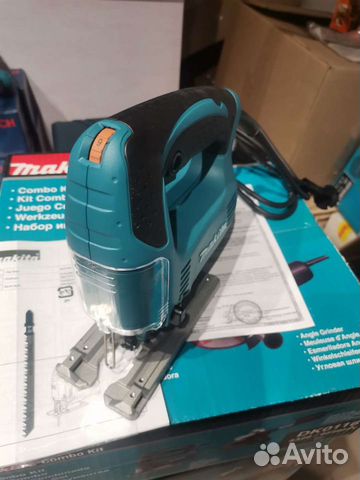 Электро лобзик Makita 4329