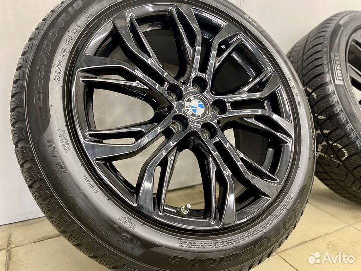 R18 Pirelli Winter Sottozero 3 225/50, PCD 5x112 DIA 66.6