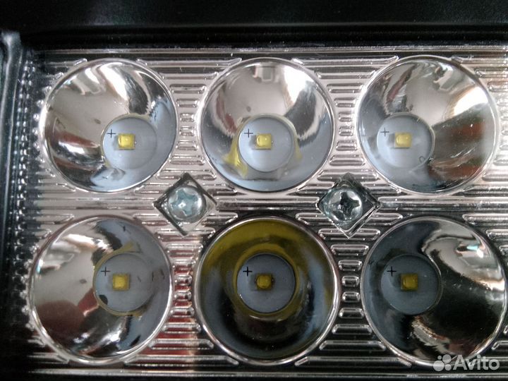 Светодиодная фара (балка)