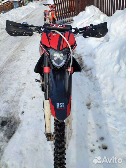 Мотоцикл эндуро BSE Z10
