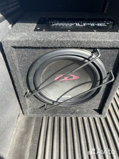 Сабвуфер alpine