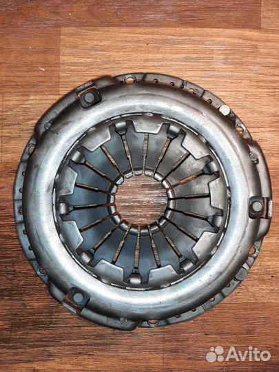 Корзина сцепления Ниссан Кашкай J10