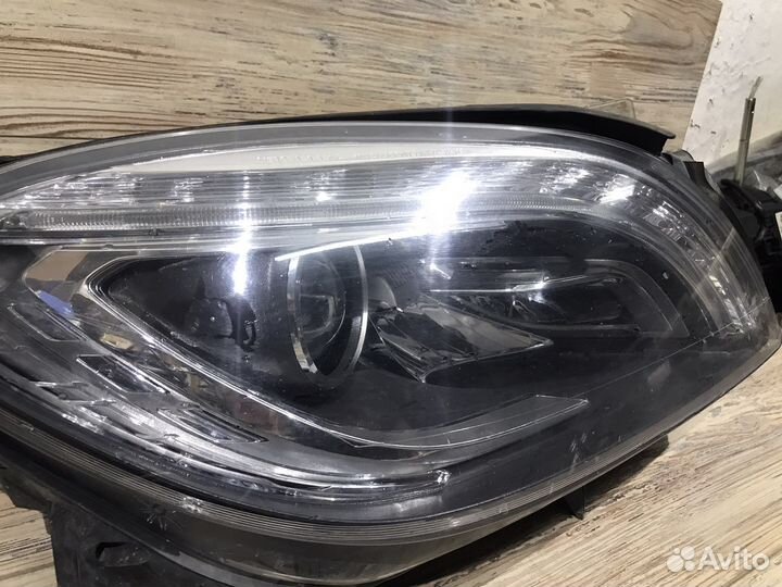 Фара правая ксенон Mercedes Benz ML 166