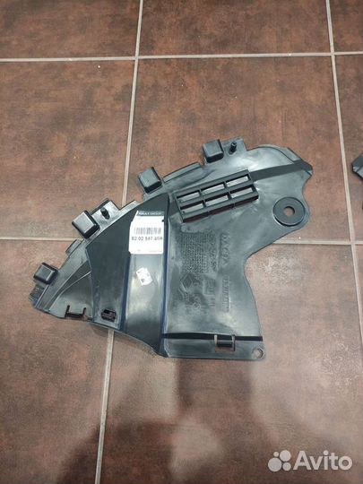 Защита пыльник под бампер renault sandero 10-14