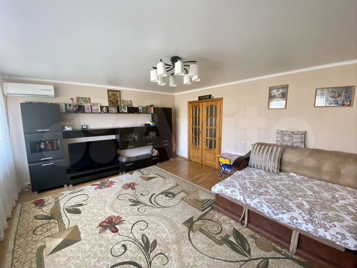 4-к. квартира, 104 м², 4/10 эт.