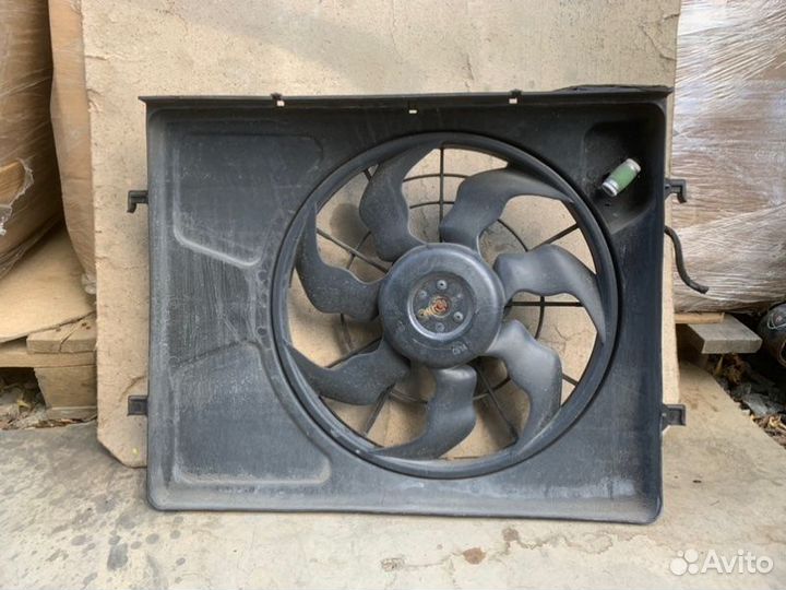 Вентилятор охлаждения радиатора Hyundai I30