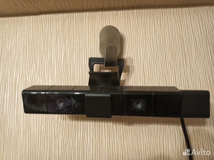Playstation 4 с камерой и 2 джойстиками